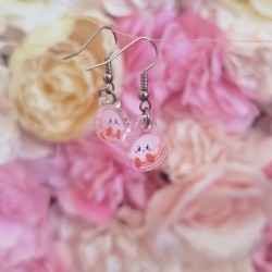 Mini boucles d"oreilles...
